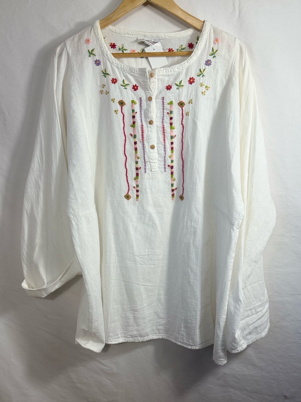 Embroidered White Peasant Tunic with Floral Accents
